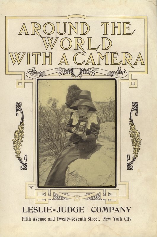 Illustration de la page de titre pour Autour du monde avec une caméra - American Photographer (after)