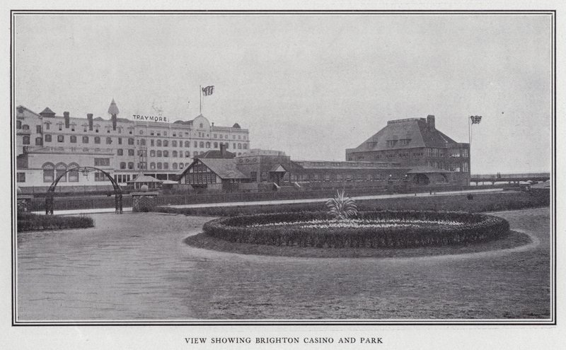 Vue montrant le casino et le parc de Brighton - American Photographer (after)