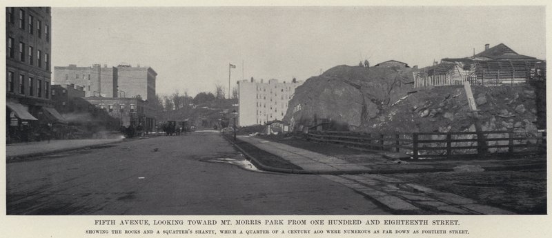 Cinquième Avenue, vue vers le parc Mt Morris depuis la Cent-Dix-Huitième Rue - American Photographer