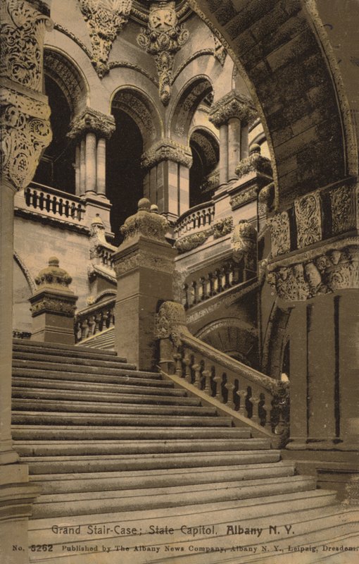Grand escalier, State Capitol, Albany, New York, États-Unis (photo n/b) - American Photographer