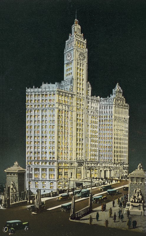 Wrigley Building, sections sud et nord, de nuit - American Photographer