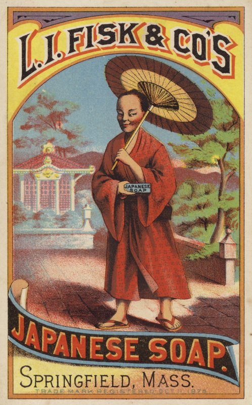 Homme japonais tenant du savon - American School