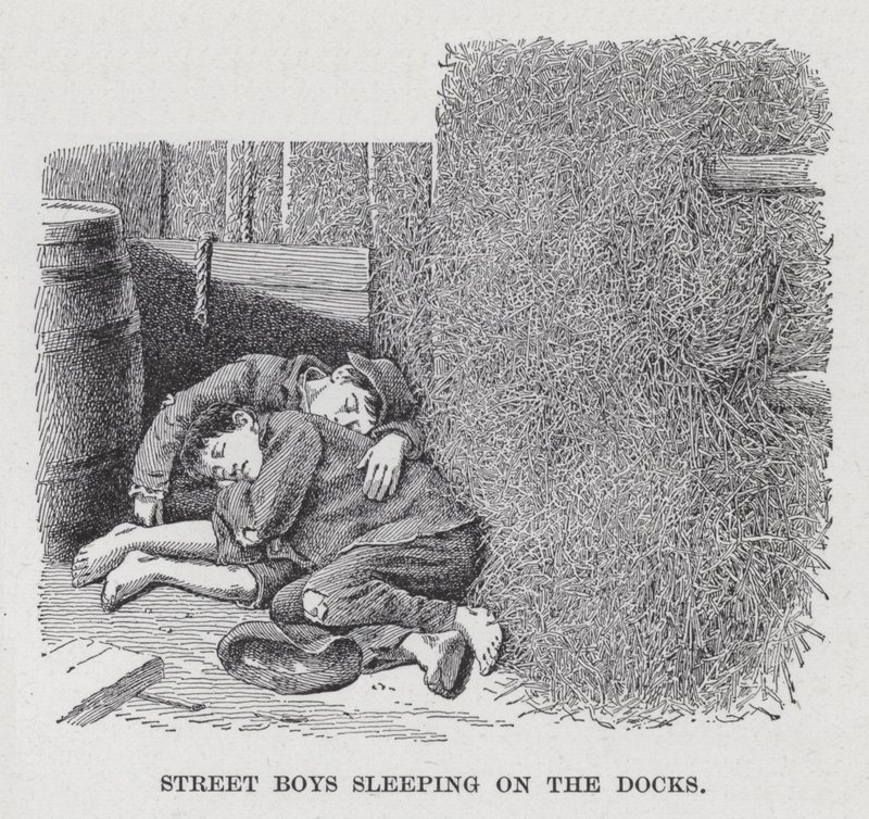 Garçons de rue dormant sur les quais - American School
