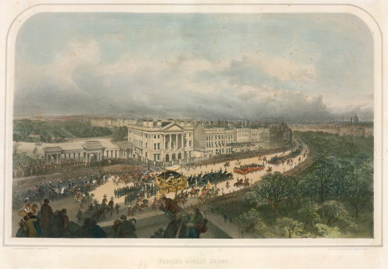 Parade passant devant Apsley House, Hyde Park Corner, Piccadilly, Londres - Andrew Maclure