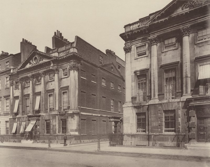 Maison à Cavendish Square, ouest - Charles Latham