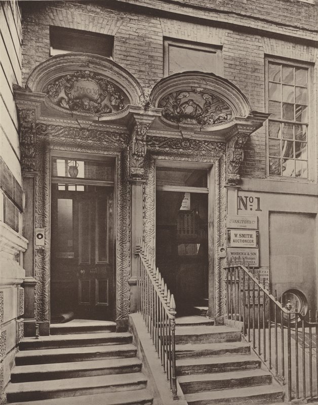 Deux portes, Laurence Pountney Hill, centre-est - Charles Latham