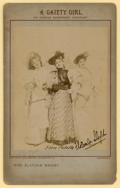 Une fille de Gaiety - Miss Blanche Massey, Grace Palotta, Florence Lloyd - English Photographer