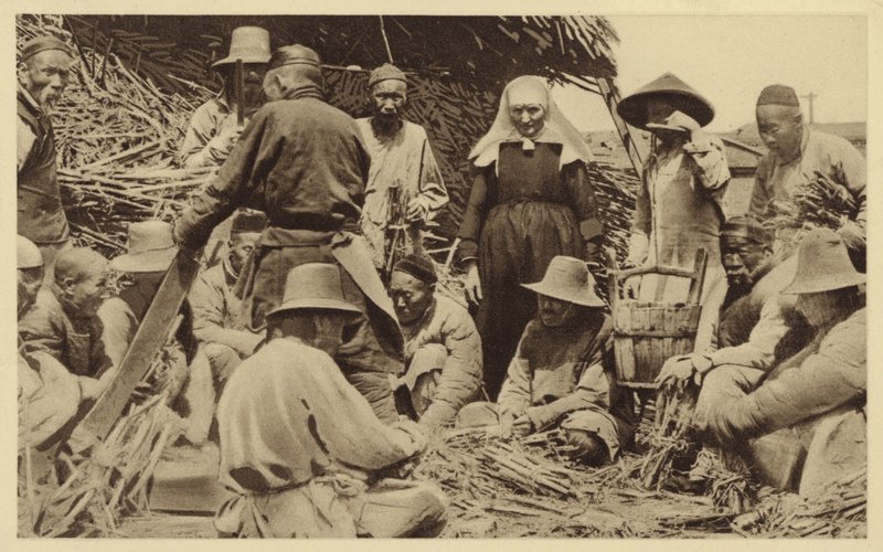 Un missionnaire parmi les villageois en Chine - English Photographer