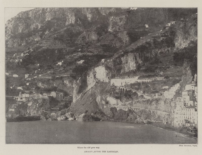 Amalfi après le glissement de terrain - English Photographer