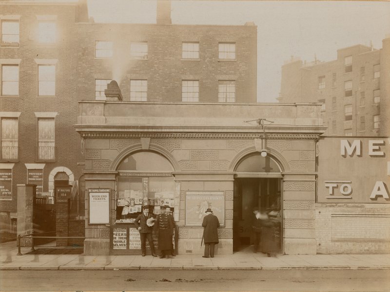 Gare de Baker Street, entrée est, Marylebone Road, Londres; photographie prise en mai 1908 - English Photographer
