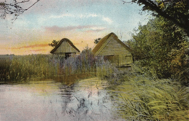 Maisons de Bateaux, Horsey Mere - English Photographer