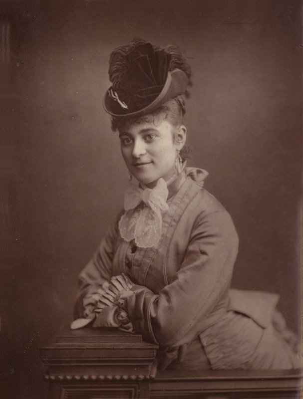 Camille Dubois - English Photographer