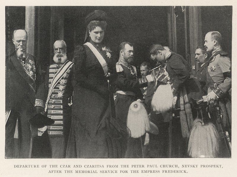 Départ du tsar et de la tsarine de l