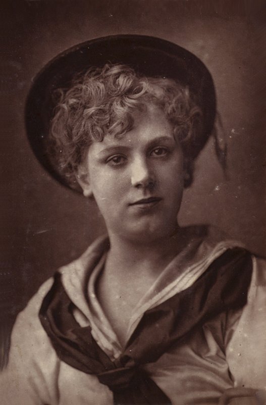 Edith Bland - English Photographer