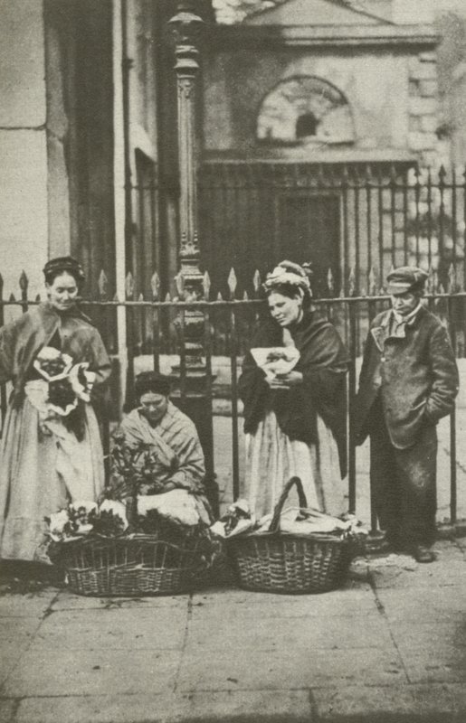 Vendeurs de fleurs, Covent Garden, Londres - English Photographer