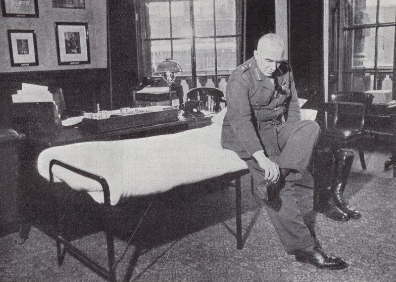 Général Sir Edmund Ironside, chef de l