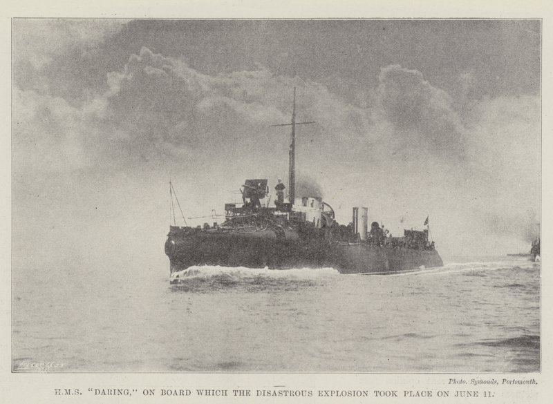 HMS Daring, à bord duquel l