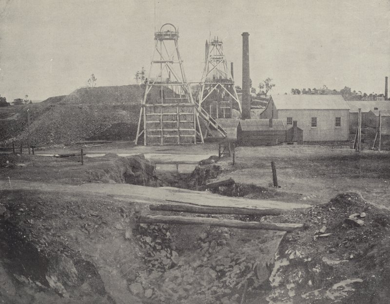 Mine Lansell 180 - English Photographer