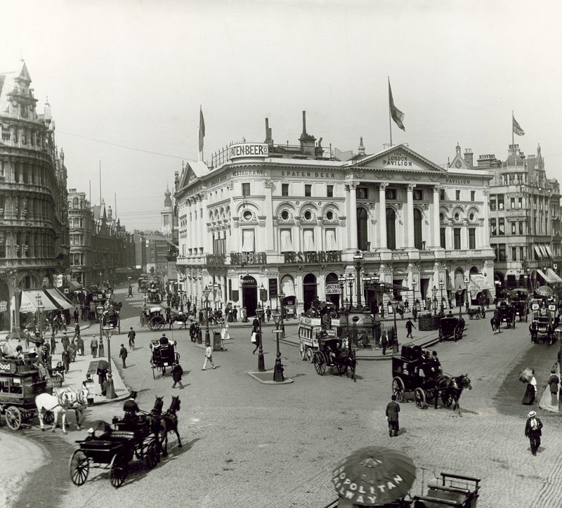 London Pavilion, Piccadilly Circus, Londres, vers 1900 - English Photographer