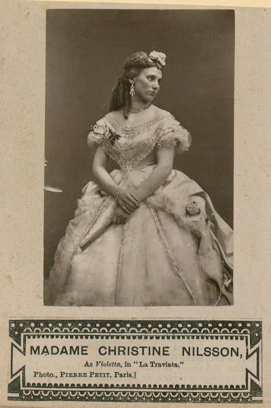 Madame Christine Nilsson en Violetta dans La Traviata - English Photographer