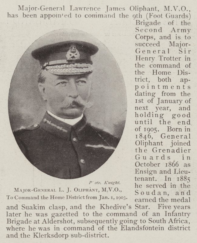 Major-Général L J Oliphant, MVO, commandant du district intérieur à partir du 1er janvier 1903 - English Photographer