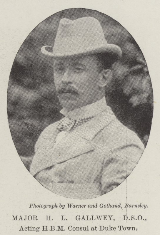 Major H L Gallwey, DSO, consul par intérim de HBM à Duke Town - English Photographer