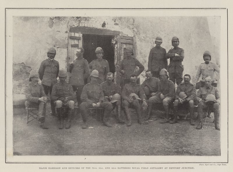 Major Harrison et officiers des 76e, 81e et 82e batteries de l