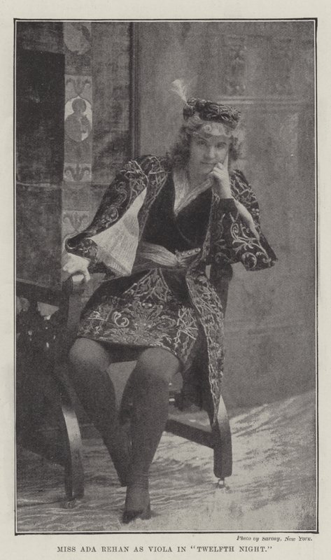 Mlle Ada Rehan en Viola dans La Nuit des Rois - English Photographer