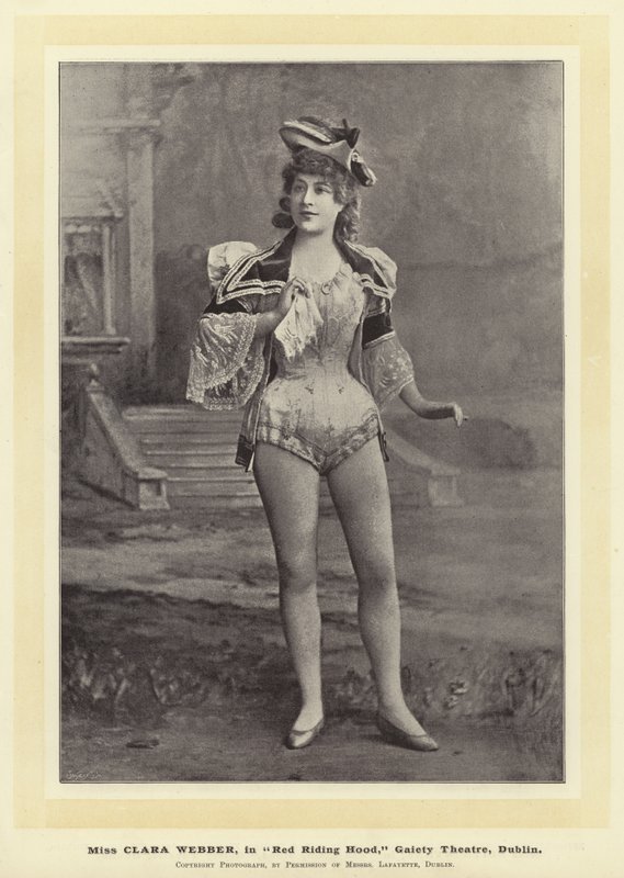 Miss Clara Webber, dans Le Petit Chaperon Rouge, Gaiety Theatre, Dublin - English Photographer