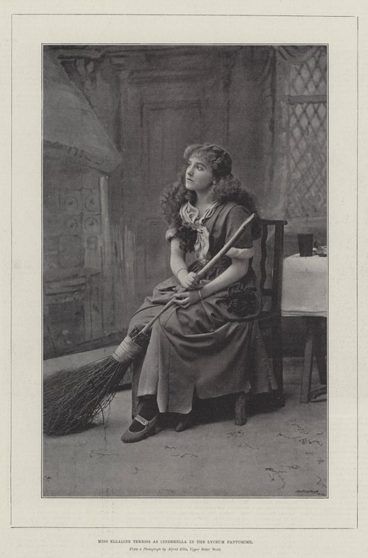 Mlle Ellaline Terriss en Cendrillon dans le Pantomime du Lyceum - English Photographer