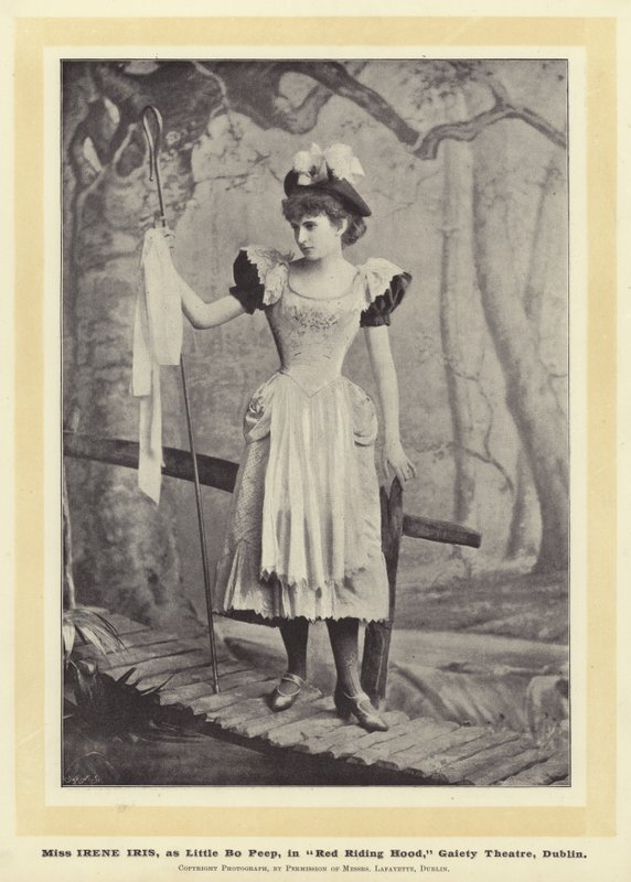 Miss Irene Iris, en Petite Bo Peep, dans Le Petit Chaperon Rouge, Gaiety Theatre, Dublin - English Photographer