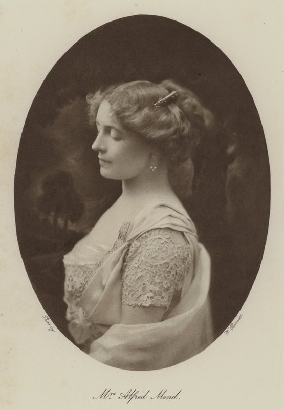 Mme Alfred Mond (photo n/b) - English Photographer