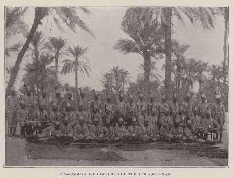Sous-officiers du 11e Soudanais - English Photographer