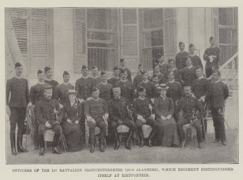 Officiers du 1er bataillon du Gloucestershire (28e Slashers), régiment qui s