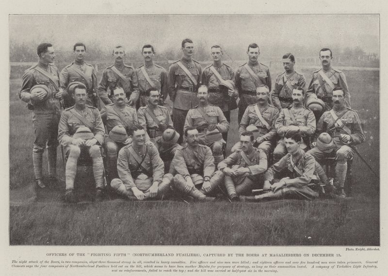 Officiers du Cinquième de Combat (Northumberland Fusiliers), capturés par les Boers à Magaliesberg le 13 décembre - English Photographer