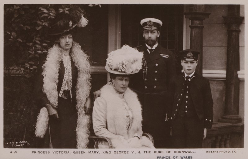 Princesse Victoria, Reine Mary, Roi George V, Le Duc de Cornouailles - English Photographer