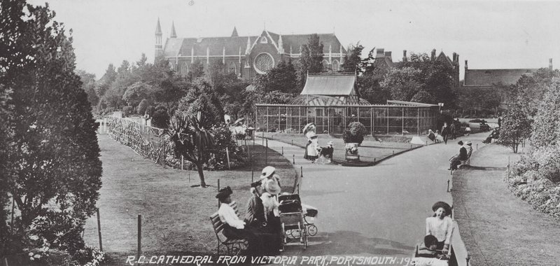 Cathédrale RC depuis Victoria Park, Portsmouth - English Photographer