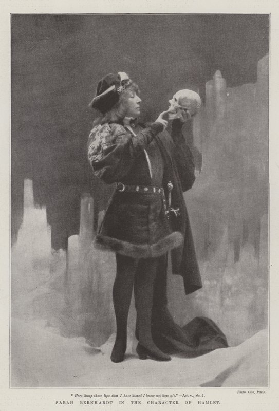 Sarah Bernhardt dans le rôle de Hamlet - English Photographer