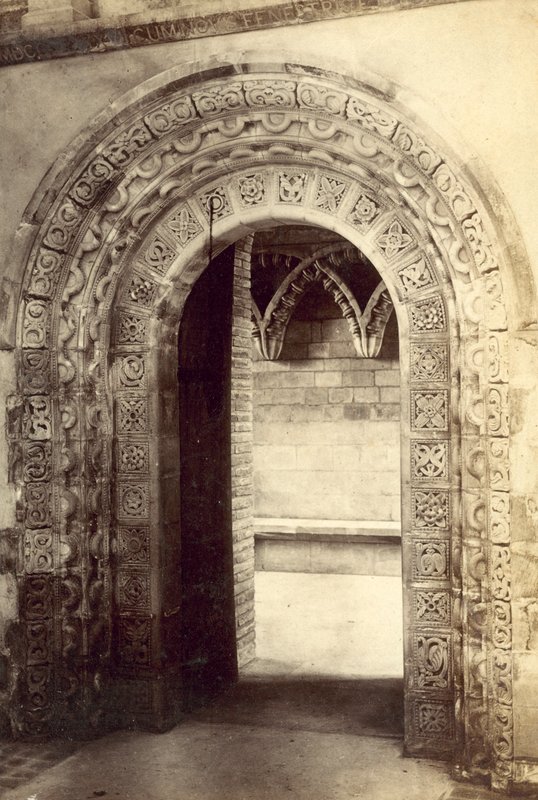 Abbaye de St Albans, Porte Normande (photo n/b) - English Photographer