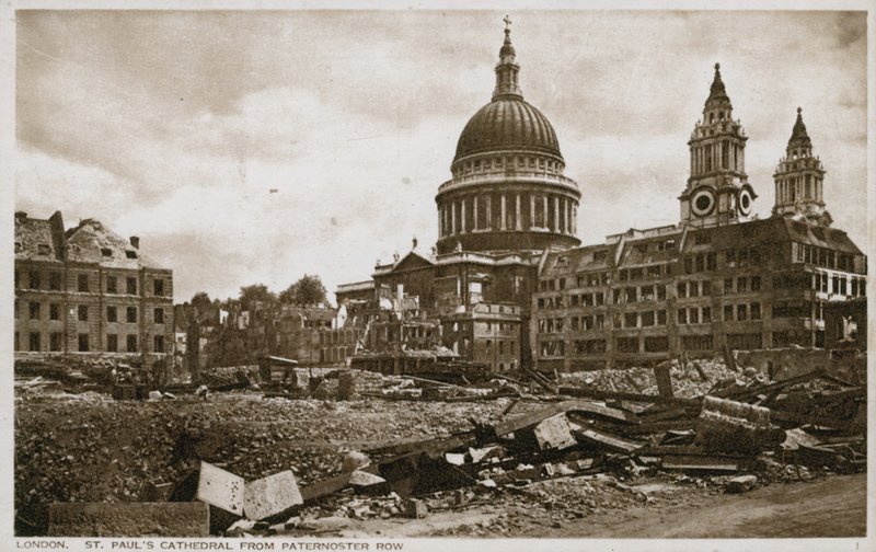 Cathédrale St Paul, Londres, depuis Paternoster Row - English Photographer