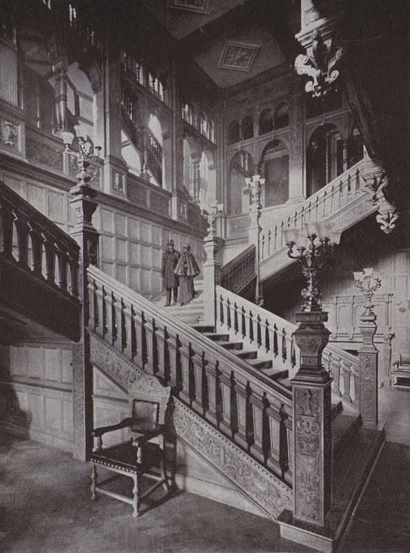 Escalier de la salle des épiciers - English Photographer