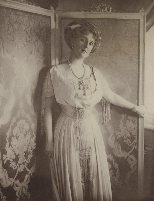 La baronne von Eckardstein (photo n/b) - English Photographer