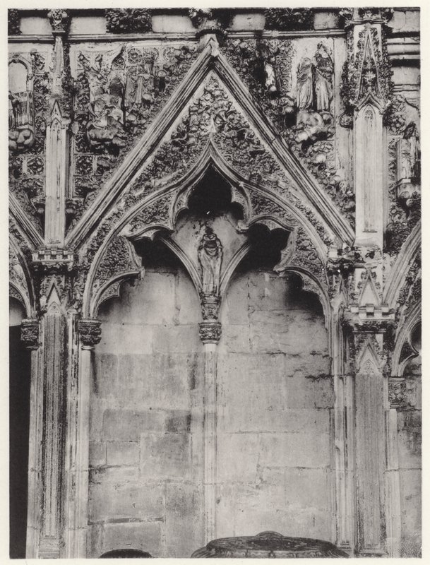 La Chapelle de la Dame, Cathédrale d
