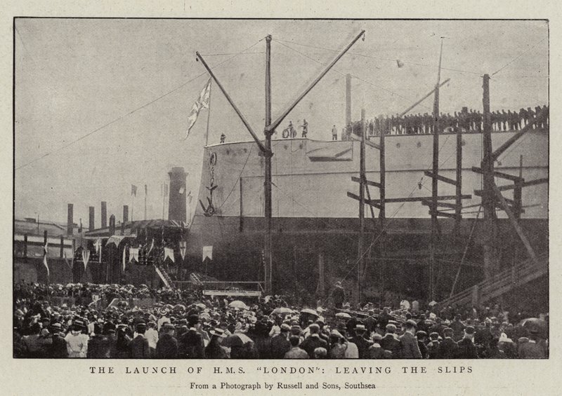 Le lancement du HMS London, quittant les cales - English Photographer
