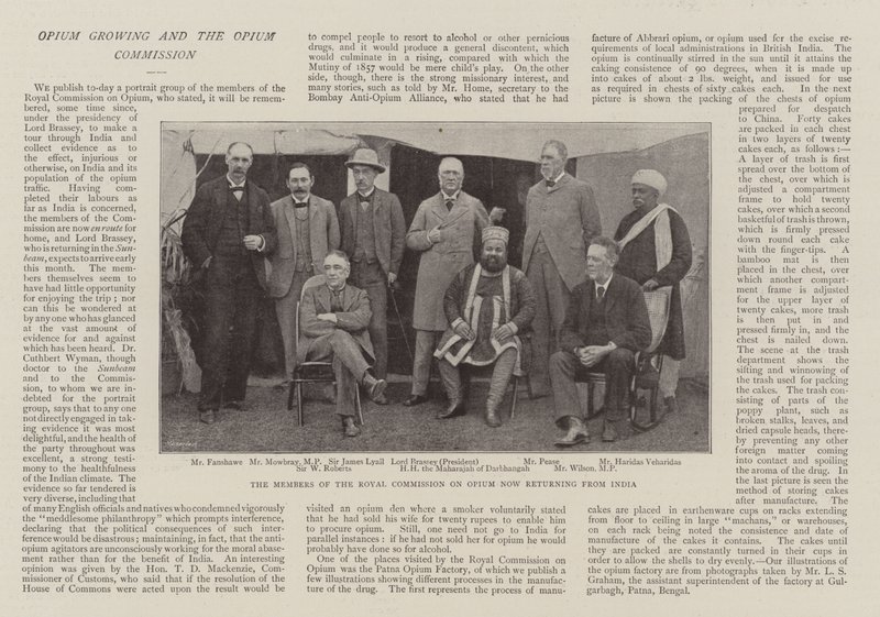 Les membres de la commission royale sur l
