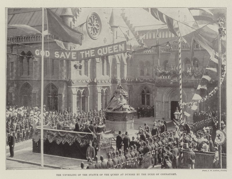 Le dévoilement de la statue de la reine à Dundee par le duc de Connaught - English Photographer