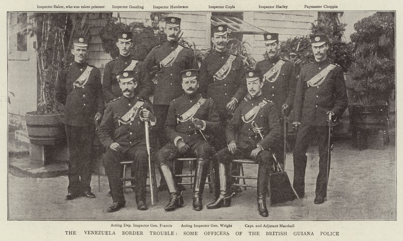 Le problème de la frontière vénézuélienne, quelques officiers de la police de la Guyane britannique - English Photographer