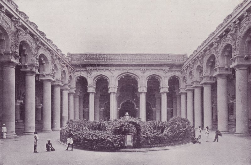 Palais de Tirumala Nayak, Madura - English Photographer