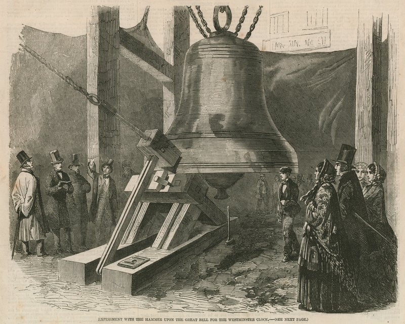 Expérience avec le marteau sur la grande cloche pour l
