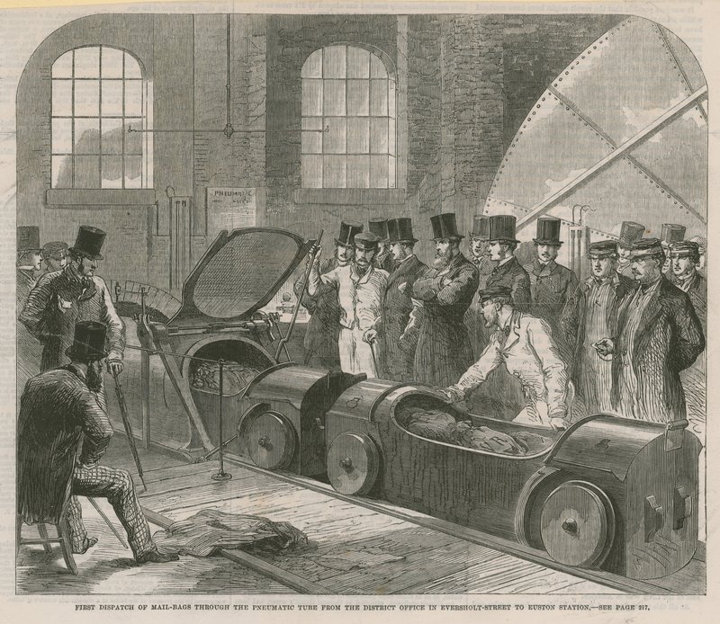 Premier envoi de sacs postaux par tube pneumatique - English School